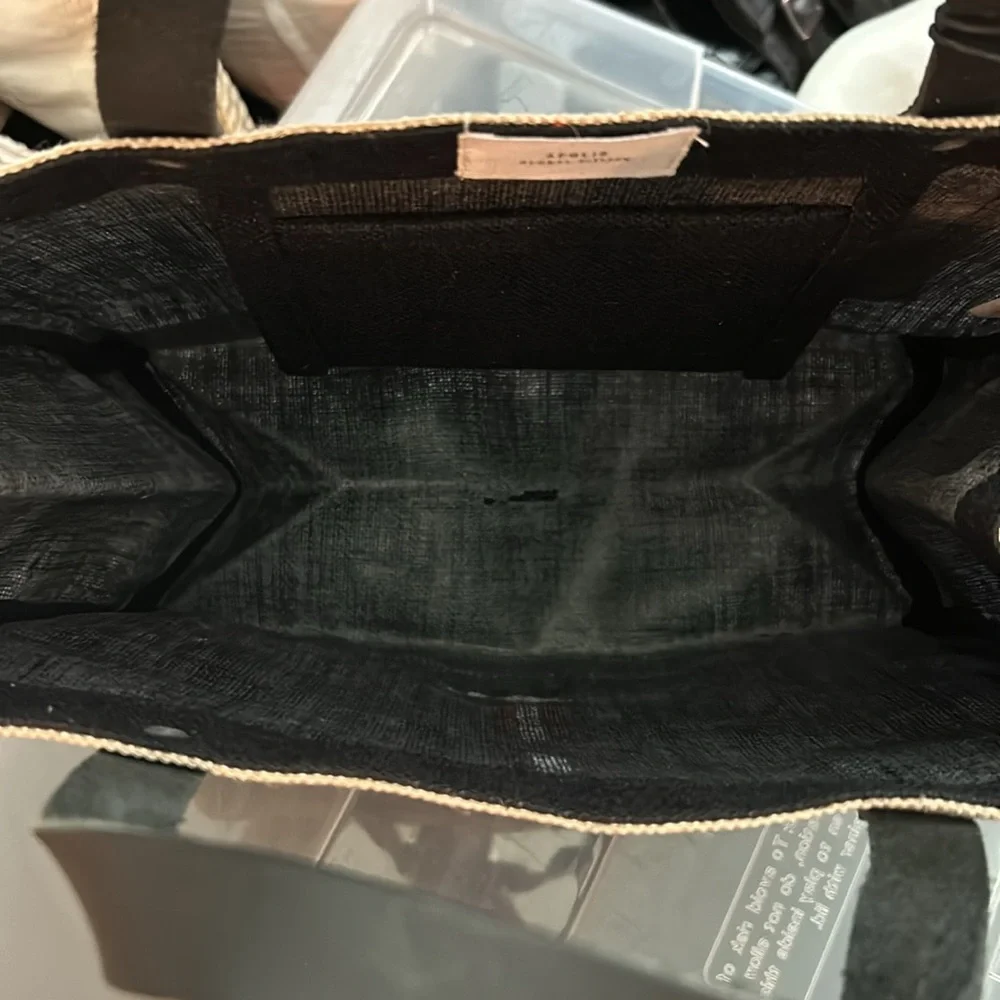 Tote - Picture 7 of 12
